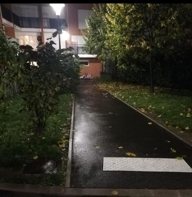 Joli Appartement Avec Jardin Et 2 Parkings Prives Аржантей Экстерьер фото