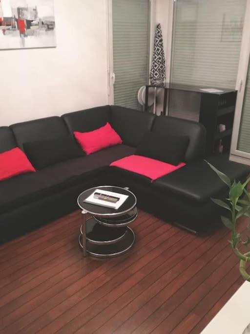 Joli Appartement Avec Jardin Et 2 Parkings Prives Аржантей Экстерьер фото